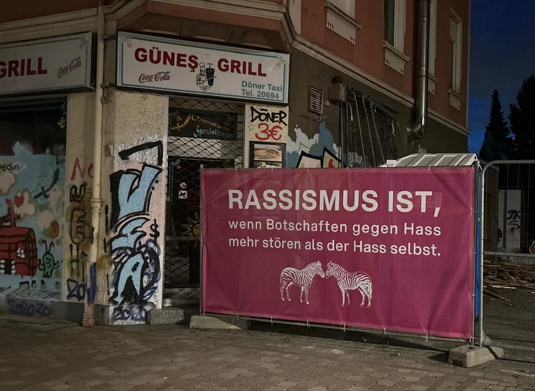 Baustellen-Botschaft